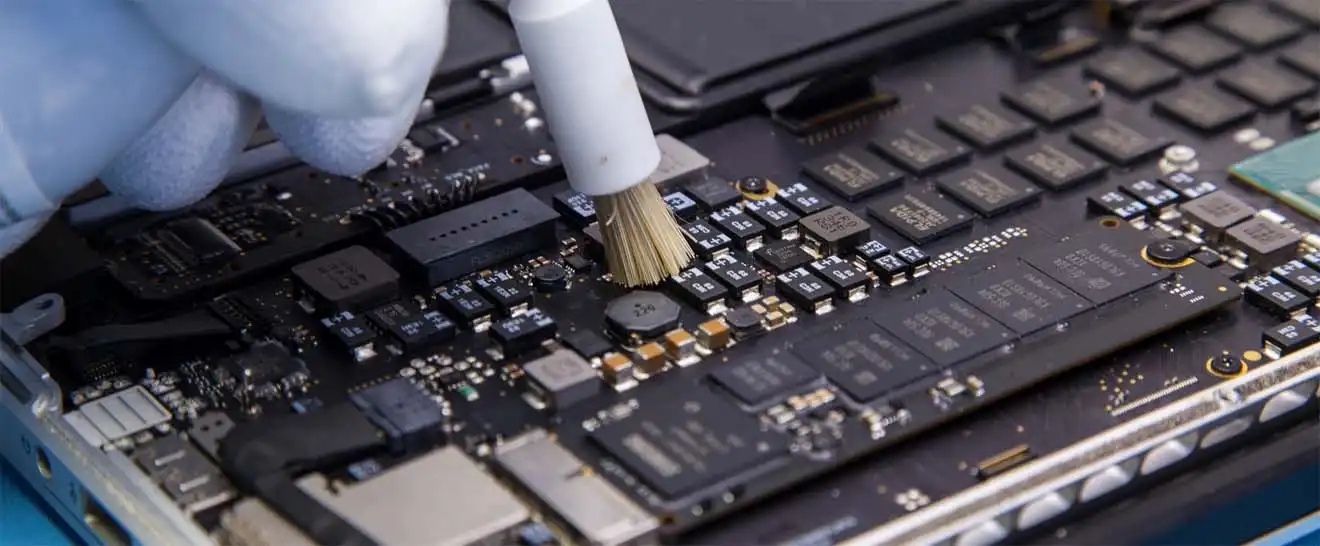 Чистка Apple MacBook от пыли в Хотьково | Замена термопасты