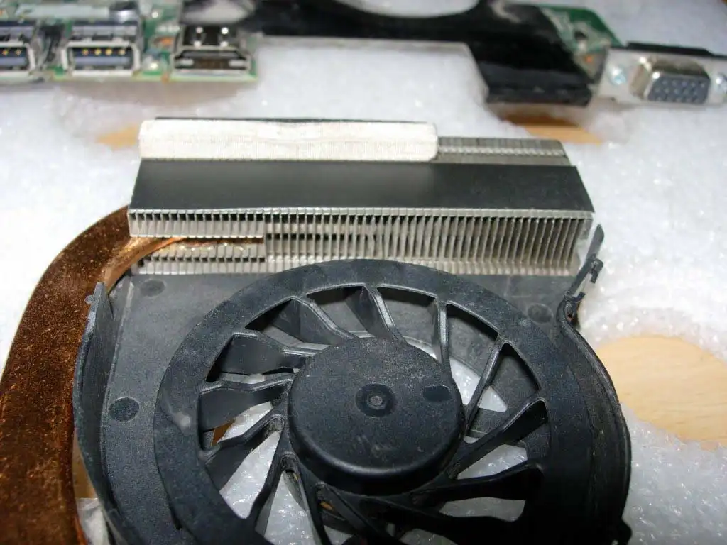 чистка ноутбука Toshiba в Хотьково
